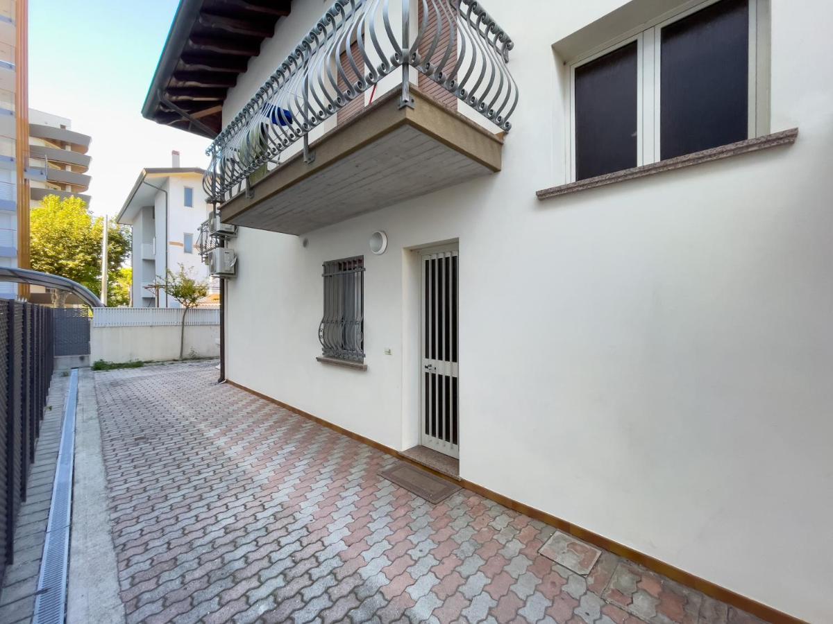 Casa Guglielmo E Anna Villa Lignano Sabbiadoro Dış mekan fotoğraf