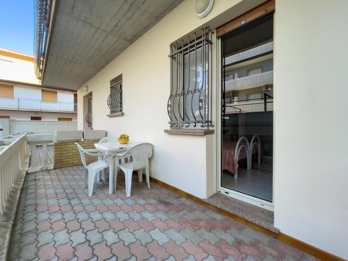 Casa Guglielmo E Anna Villa Lignano Sabbiadoro Dış mekan fotoğraf